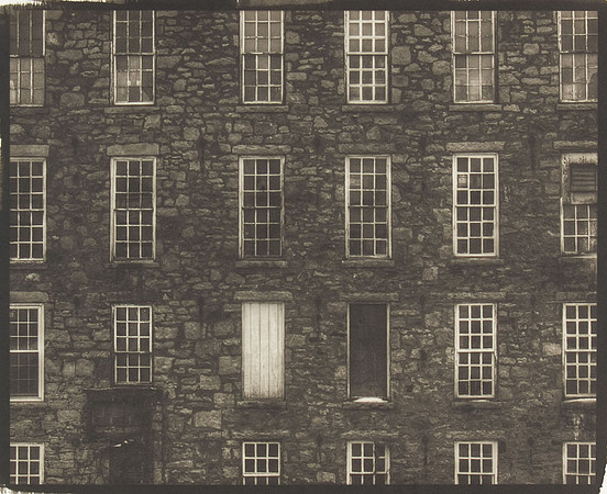 21 Windows 2 Doors